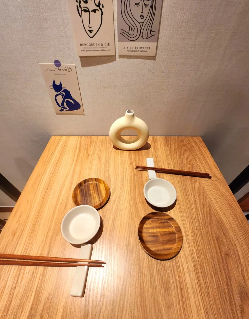 [Yuseong, Daejeon] Quiet Guam Station, 5 minutes' walk, 3 beds 9