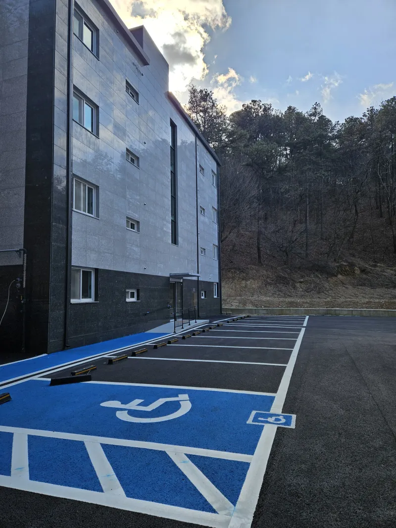 [Buyeo][Buyeo, South Chungcheong Province] Three-room apartment, 7 minutes by car from Ssangbuk-ri Buyeo Terminal 21