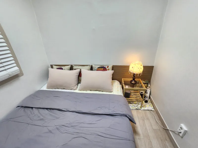 [Jeonju] Bus stop in front of apartment/E-Mart/Daiso/Lotte Department Store/Hanok Village (15 minutes away) 4