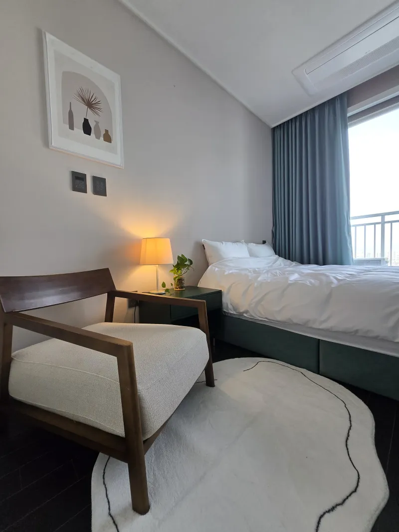 [Pyeongtaek] 3 minutes from Seojeong-ri Station *Warm lighting*Calm hotel feel 4