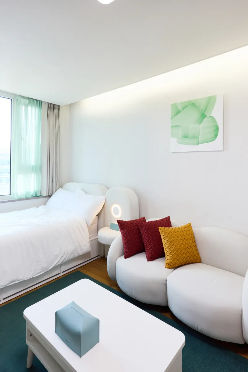 [Gangnam, Seoul] A beautiful one-room apartment right next to Bongeunsa Temple, 30 seconds from Samseong Central Station. 12