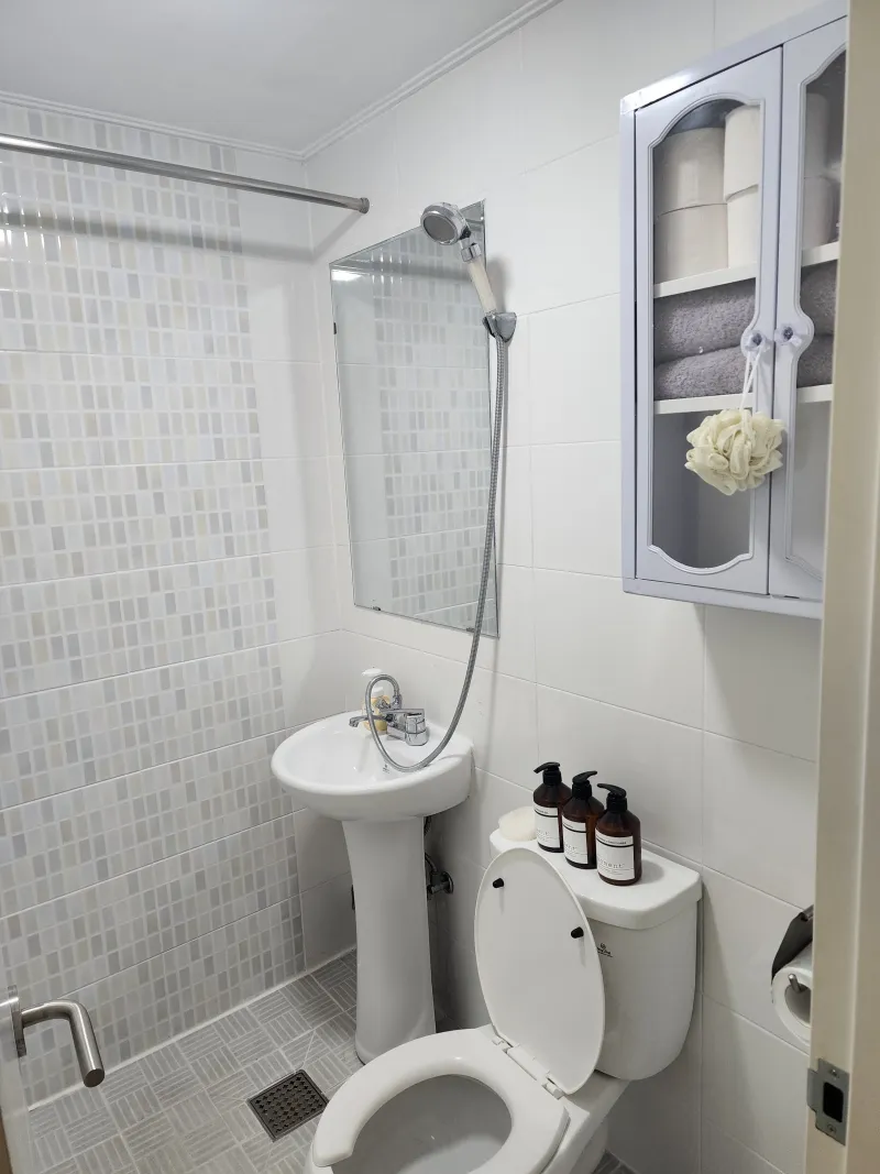 [Yongin] Seongbok Station Two-Room Emotional Accommodation 11