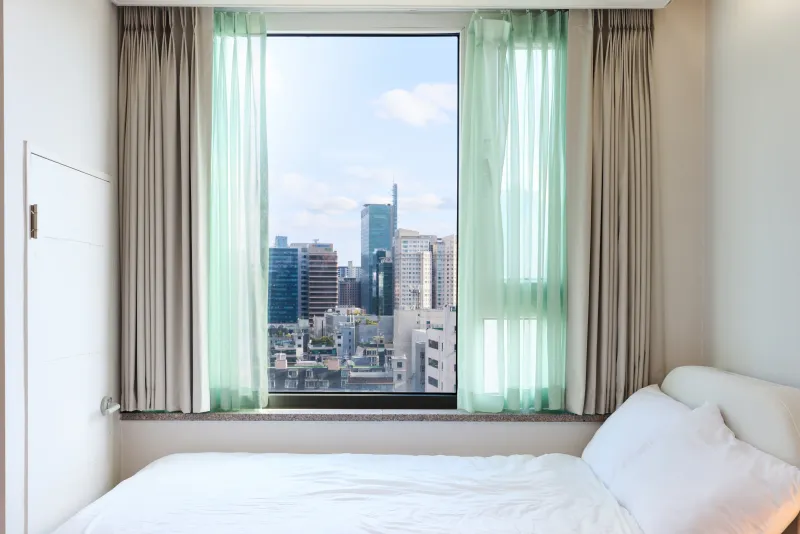 [Gangnam, Seoul] A beautiful one-room apartment right next to Bongeunsa Temple, 30 seconds from Samseong Central Station. 2