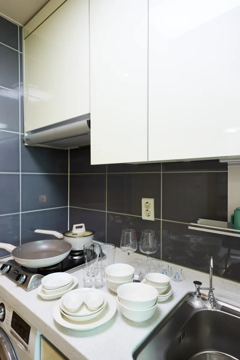 [Gangnam, Seoul] A beautiful one-room apartment right next to Bongeunsa Temple, 30 seconds from Samseong Central Station. 18