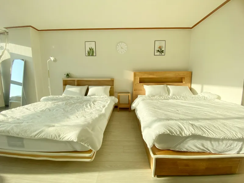 [Anyang] 2-minute walk from Beomgye Station, downtown area, 2 queen beds, free parking 4
