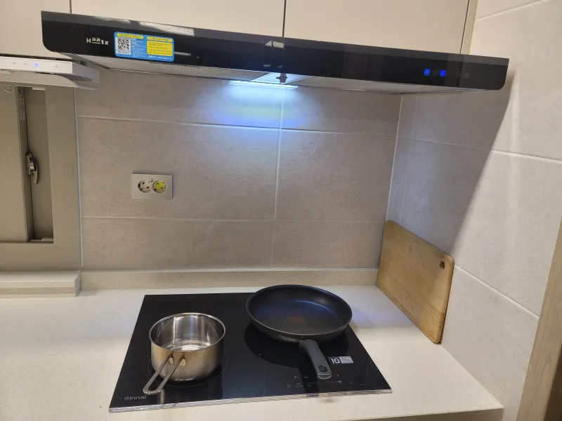 [Yuseong, Daejeon] Yonggye-dong Room 3, Room 2 Officetel 16