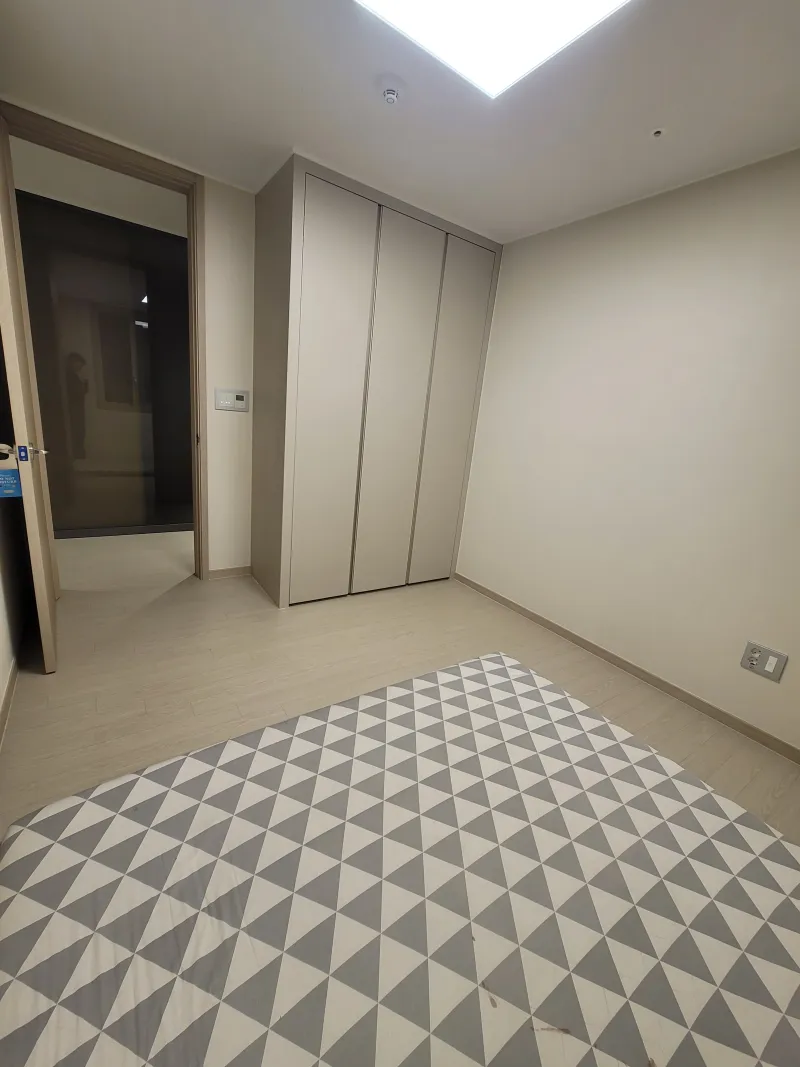 [Yuseong, Daejeon] Yonggye-dong Room 3, Room 2 Officetel 6