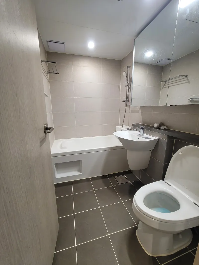 [Yuseong, Daejeon] Yonggye-dong Room 3, Room 2 Officetel 10