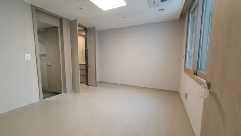 [Yuseong, Daejeon] Yonggye-dong Room 3, Room 2 Officetel 3