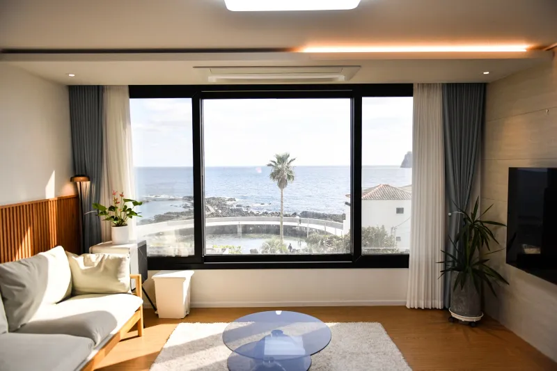 [Beophwan-dong, Seogwipo] 3rd Floor House with Beophwan Ocean View/Beomseom Island View / Three-Room Apartment / Infants and Toddlers Welcome 25