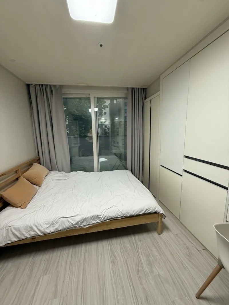 [Suwon][Suwon Paldal] 5 minutes from Suwon City Hall Station in Inje-dong 3