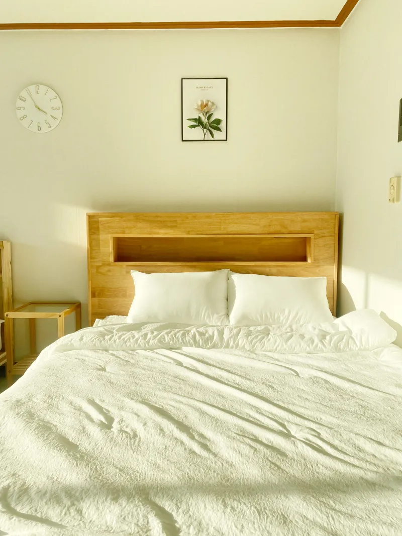 [Anyang] 2-minute walk from Beomgye Station, downtown area, 2 queen beds, free parking 3
