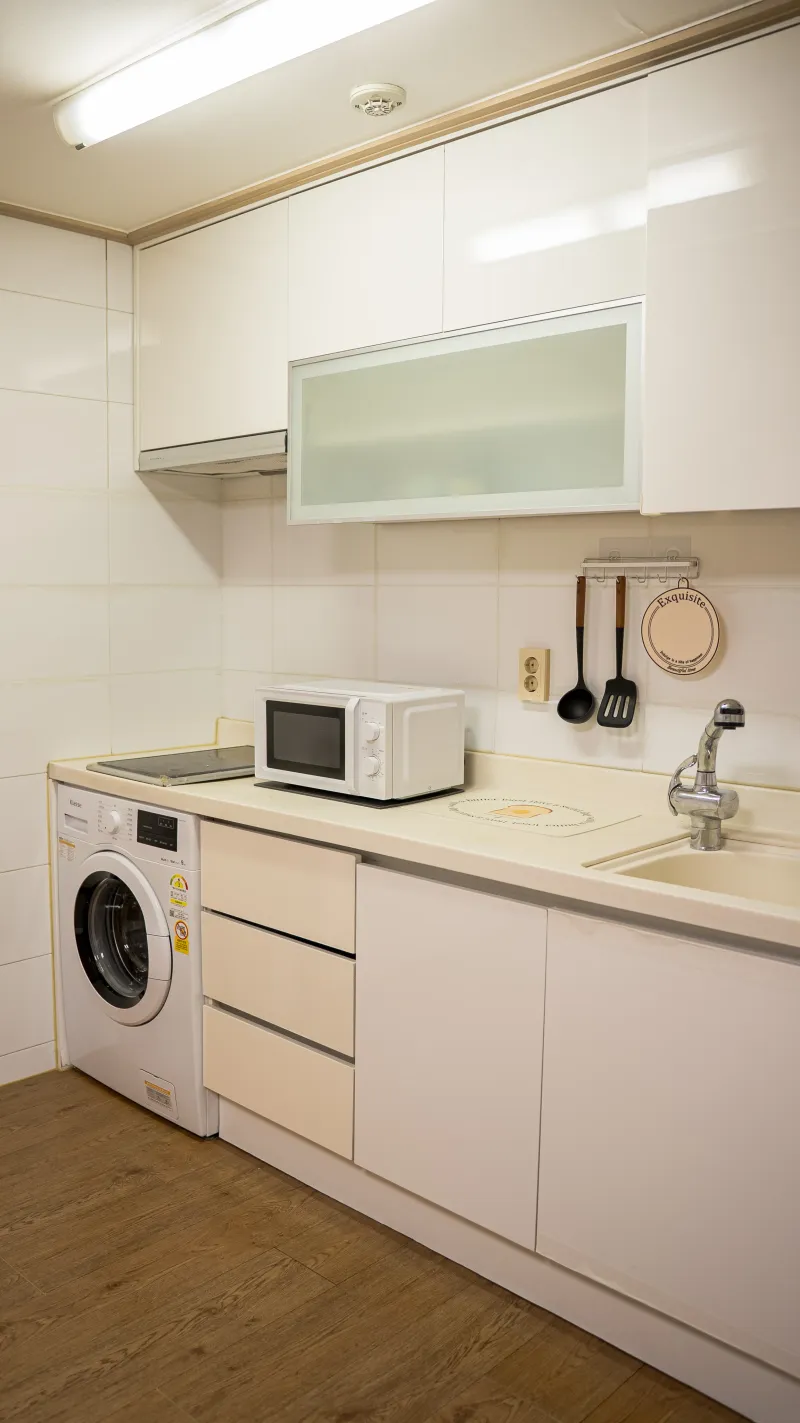 [Yeongdeungpo, Seoul] Spacious room with a full view, 3 minutes from National Assembly Station 11
