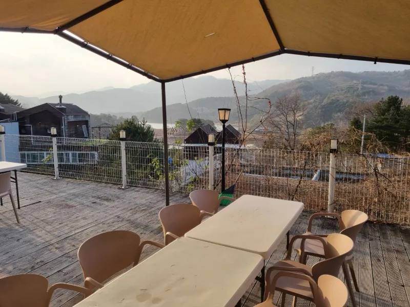[Gapyeong] A healing and co-housing experience spot nestled between mountains and a lake 9