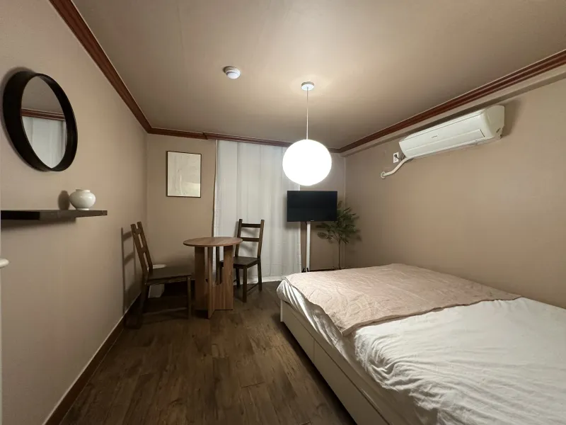 [Suwon][Suwon Paldal] Large studio apartment near Lee Chun-taek Hospital 2