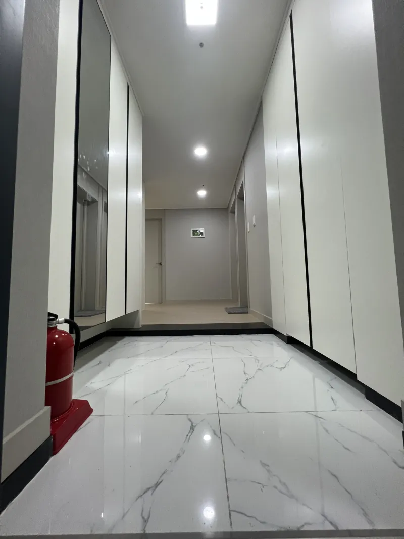 [부산 강서] 공항 근접 유일 30평대 아파트 10