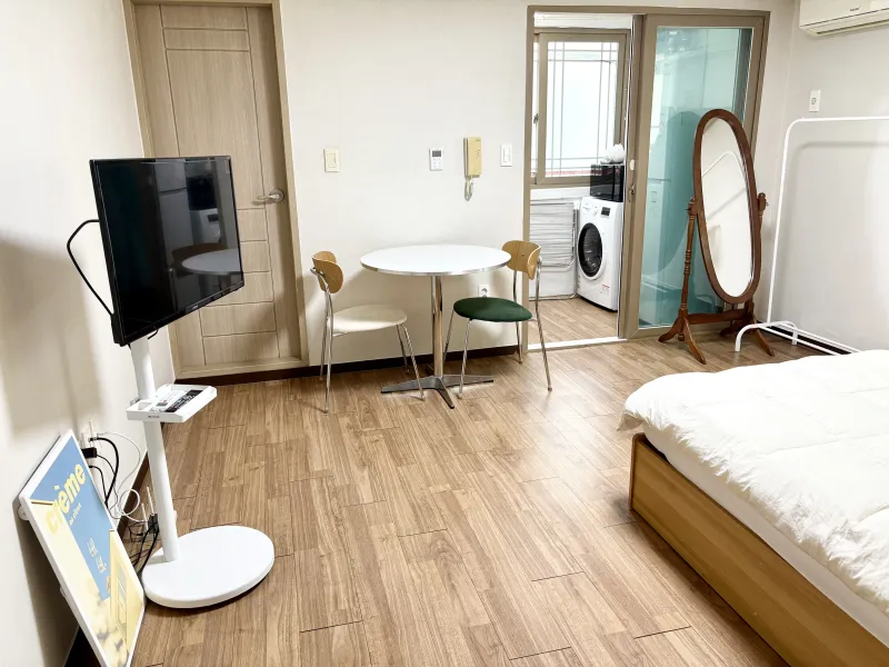 [Jeonju] S3 Seosin-dong, clean and quiet, fully-furnished room 9