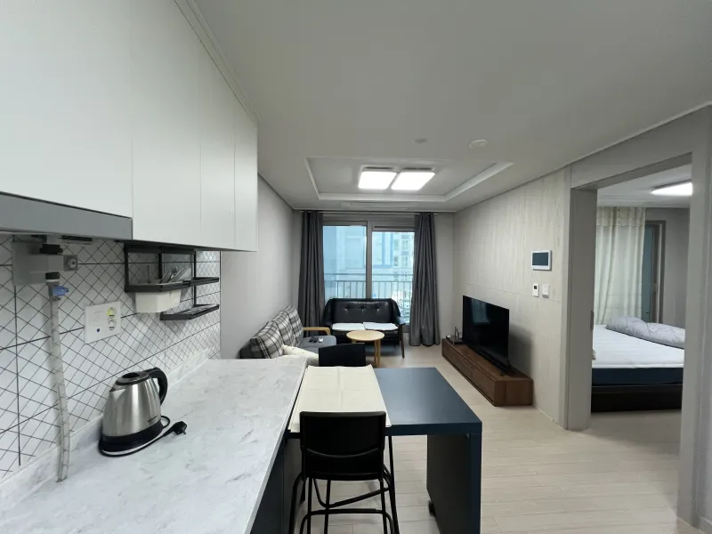 [Gangseo, Busan] Clean apartment accommodation perfect for solo travelers, 5 minutes from Gimhae Airport and Deokdu Station 4