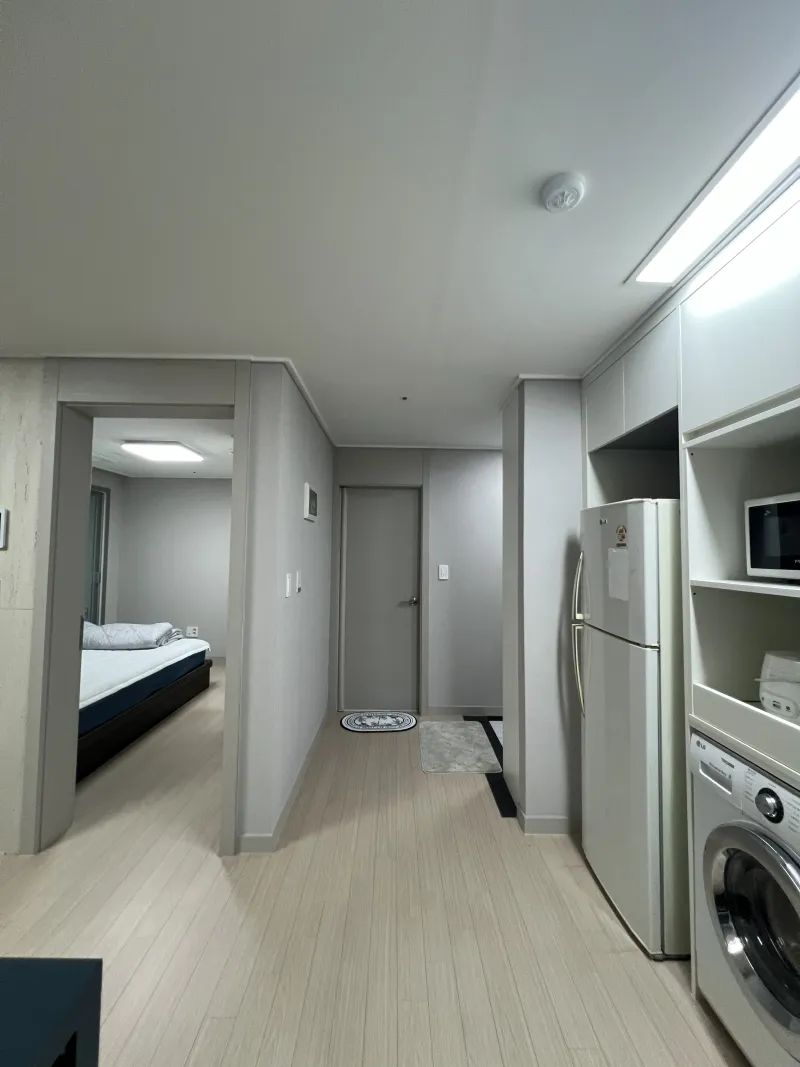[Gangseo, Busan] Clean apartment accommodation perfect for solo travelers, 5 minutes from Gimhae Airport and Deokdu Station 5