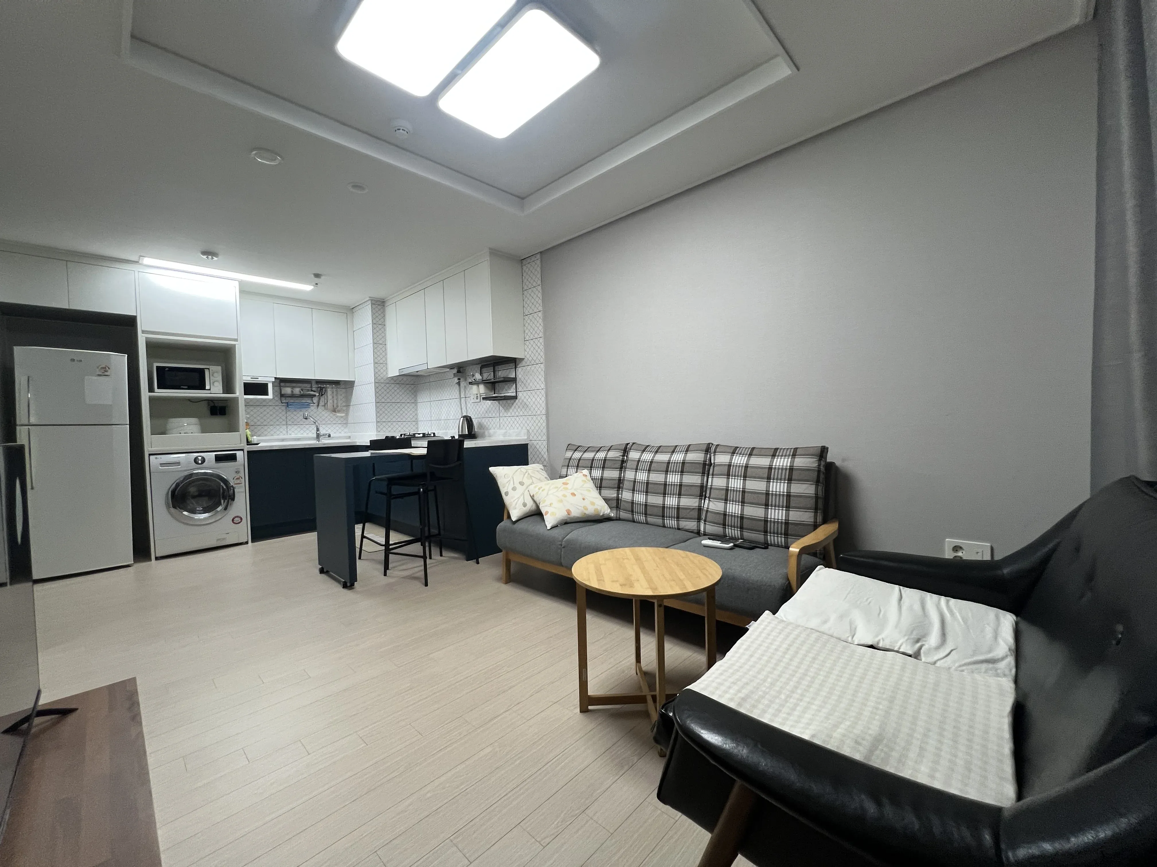 Apartment in Gangseo, Busan — 33m², sleeps 1, 1 bath