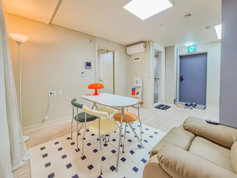 [Gwanak, Seoul] Officetel 1-minute walk from Seoul National University Station 17