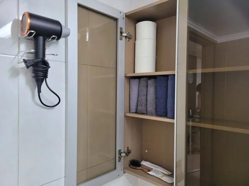 [Gangnam, Seoul] 2-minute walk from Seolleung Station. Fully furnished. KC05 15