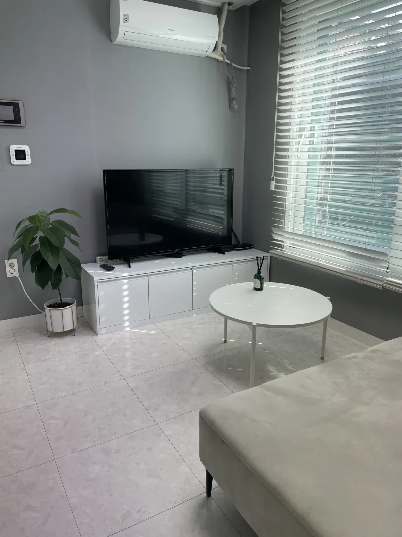 [Gangnam, Seoul] A bright and comfortable home 9
