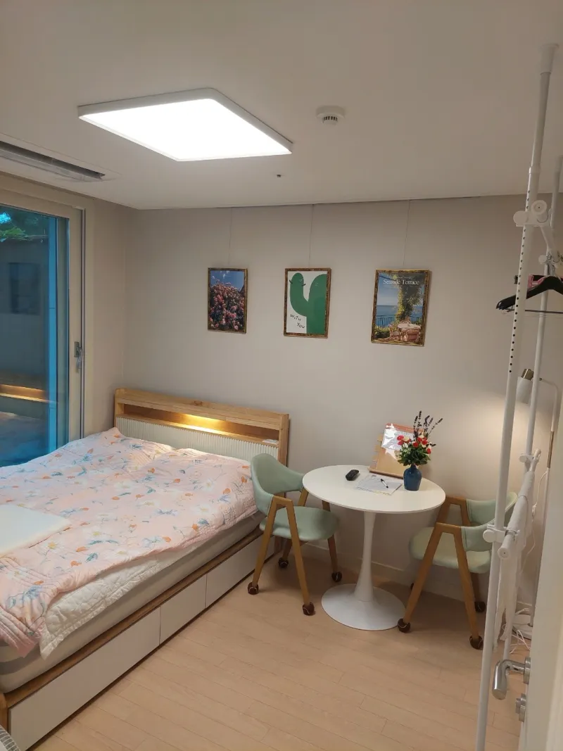 [Suyeong, Busan] 3-Room Apartment with Ocean View and Gwangan Bridge 4