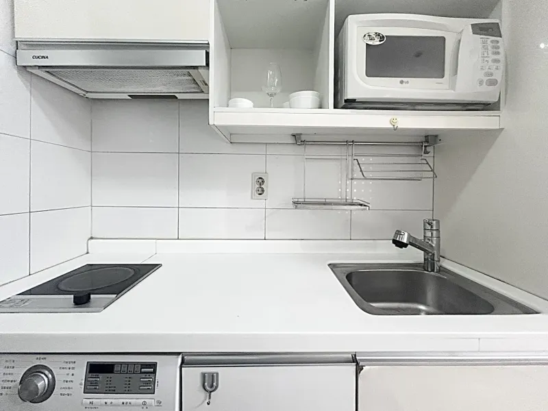 [Yeongdeungpo, Seoul] 2 minutes from Yangpyeong Station · Riverview Officetel 13