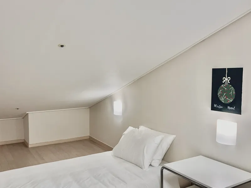 [Changwon] Changwon Jungang Station/Hanmaeum Hospital/Changwon National University 4-person duplex, fully furnished 8