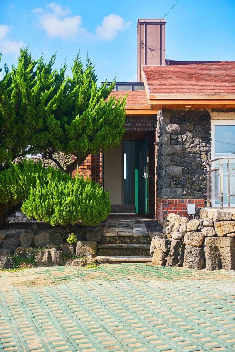 [제주 한림] 제주의 시간, 돌고래와 해녀의 숨비소리를 품은 바닷가 돌집 34