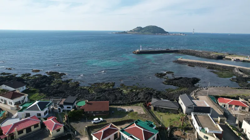 [제주 한림] 제주의 시간, 돌고래와 해녀의 숨비소리를 품은 바닷가 돌집 50