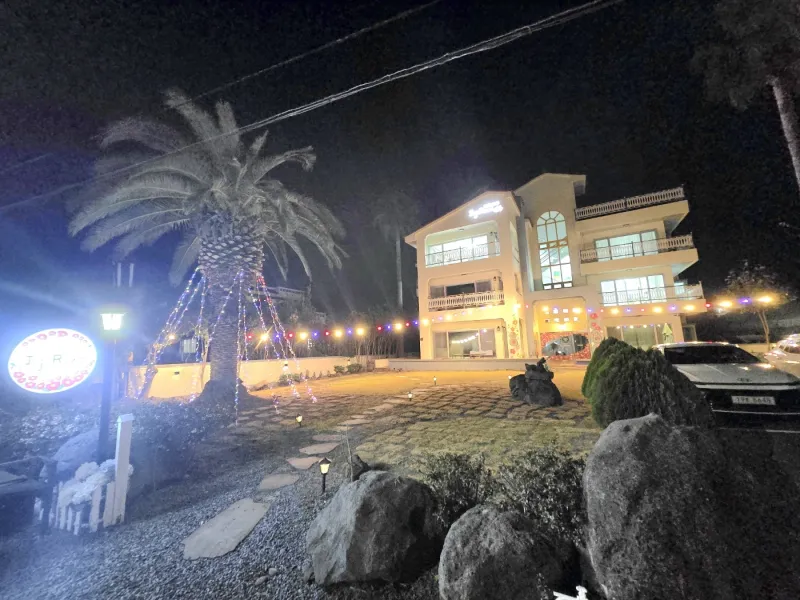 [Sanghyo-dong, Seogwipo][NEW_Jejuro_Room 301] Ocean View/Port Front/Sunset/Jungmun 10 minutes/Olle Market 15 minutes/ 23
