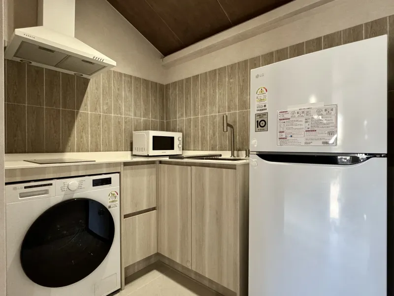 [Jocheon, Jeju] Hamdeok Beach Yard with Greenhouse | Detached House with All Nearby Amenities 12