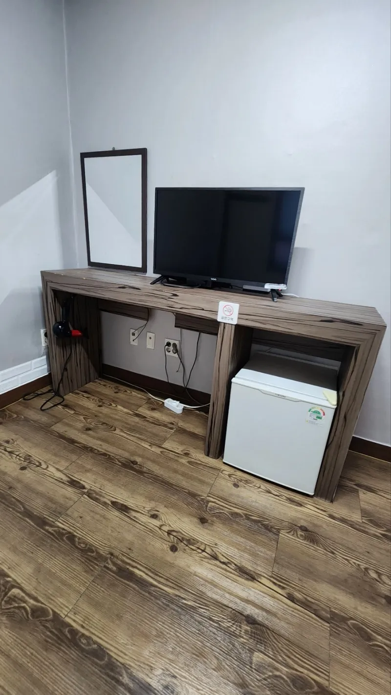 [Suyeong, Busan] One-room apartment within 10 minutes' walk of Minrak-dong Cafe Street 6