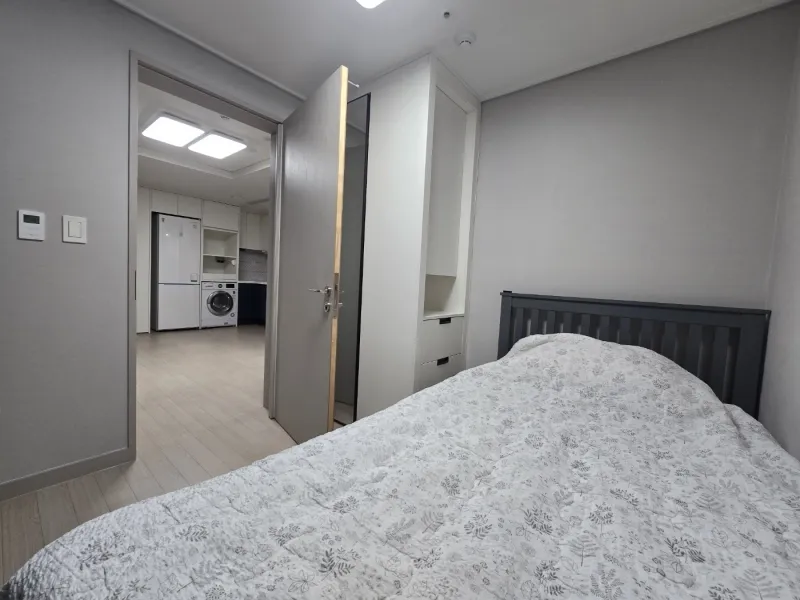 [Gangseo, Busan] Clean and comfortable detached studio apartment on the 10th floor near Gimhae Airport Deokdu Station. 4
