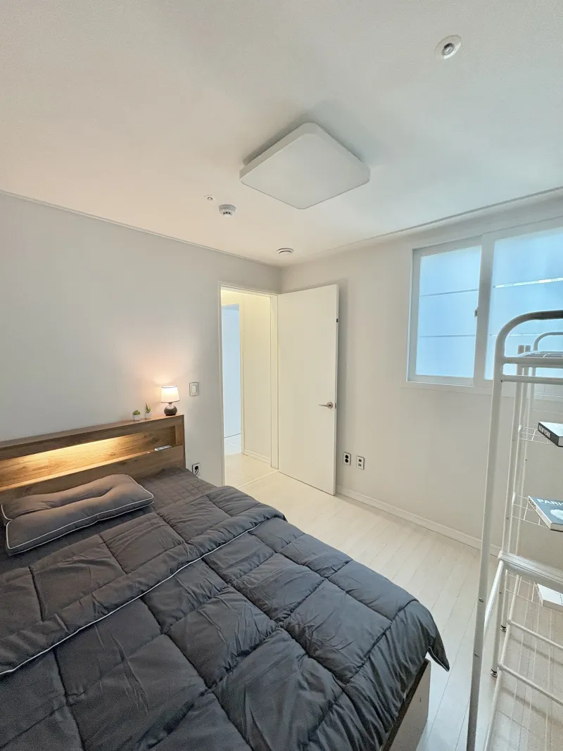 [Bupyeong, Incheon] 3-room officetel, 5 minutes walk from Bupyeong Market Station 6