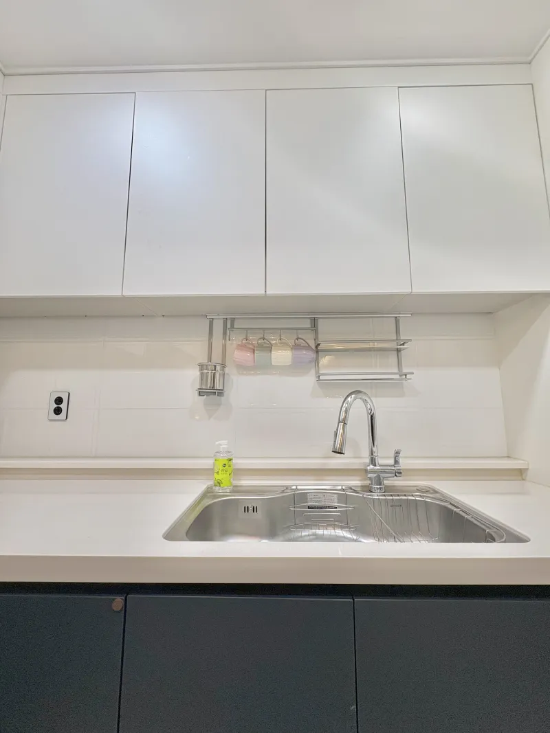 [Bupyeong, Incheon] 3-room officetel, 5 minutes walk from Bupyeong Market Station 24
