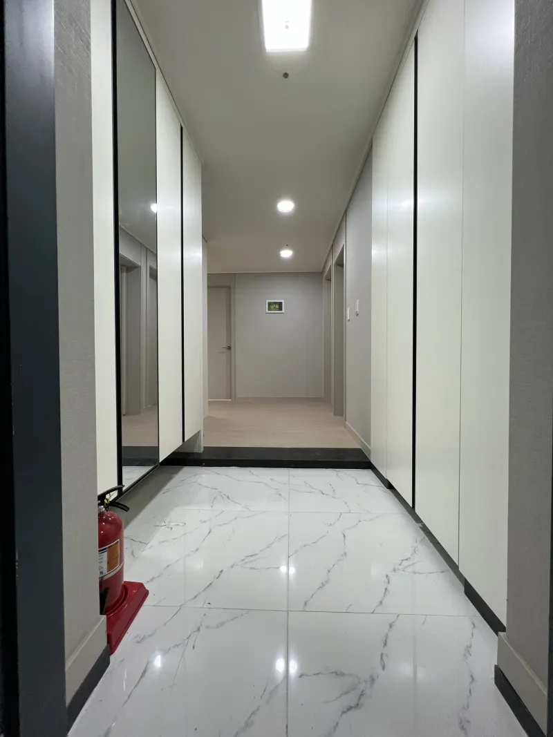 [부산 강서] 김해공항 15층 유일 리버뷰 아파트 13
