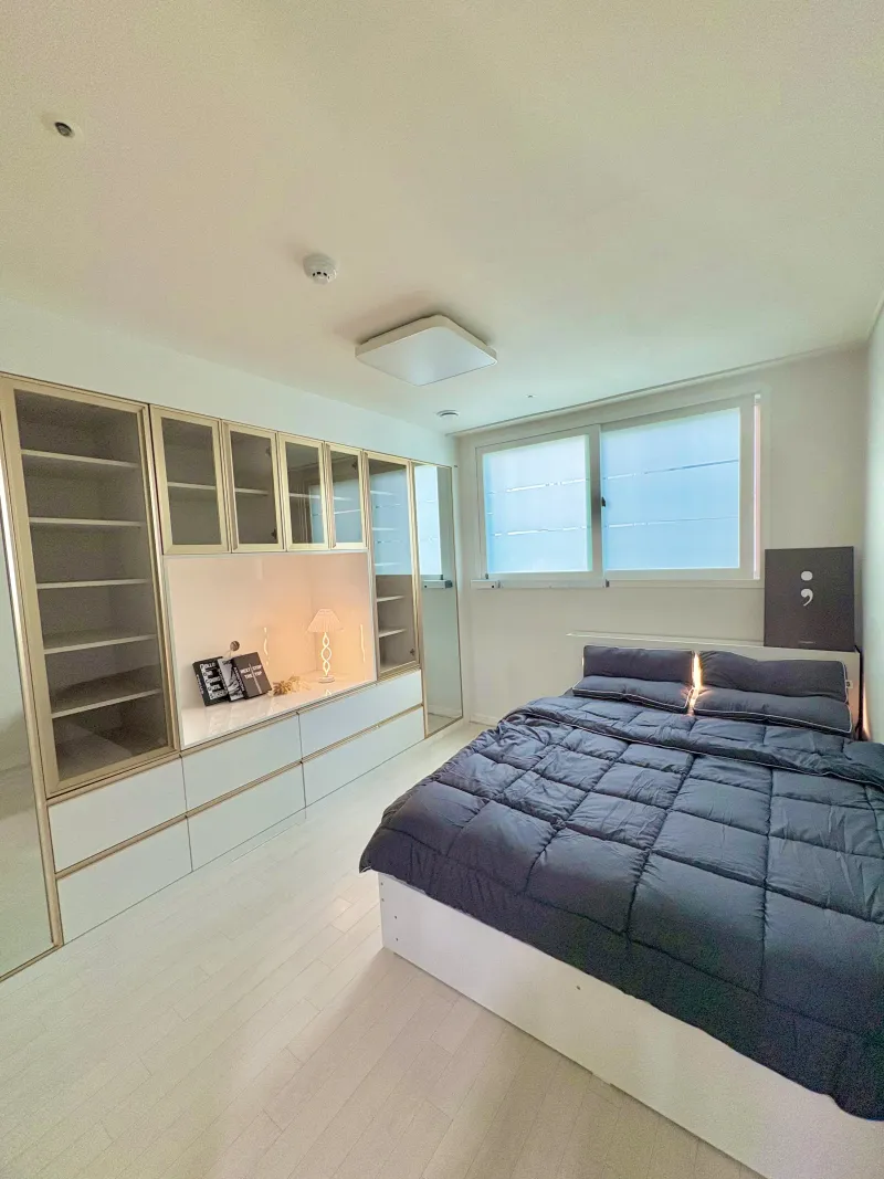 [Bupyeong, Incheon] 3-room officetel, 5 minutes walk from Bupyeong Market Station 2