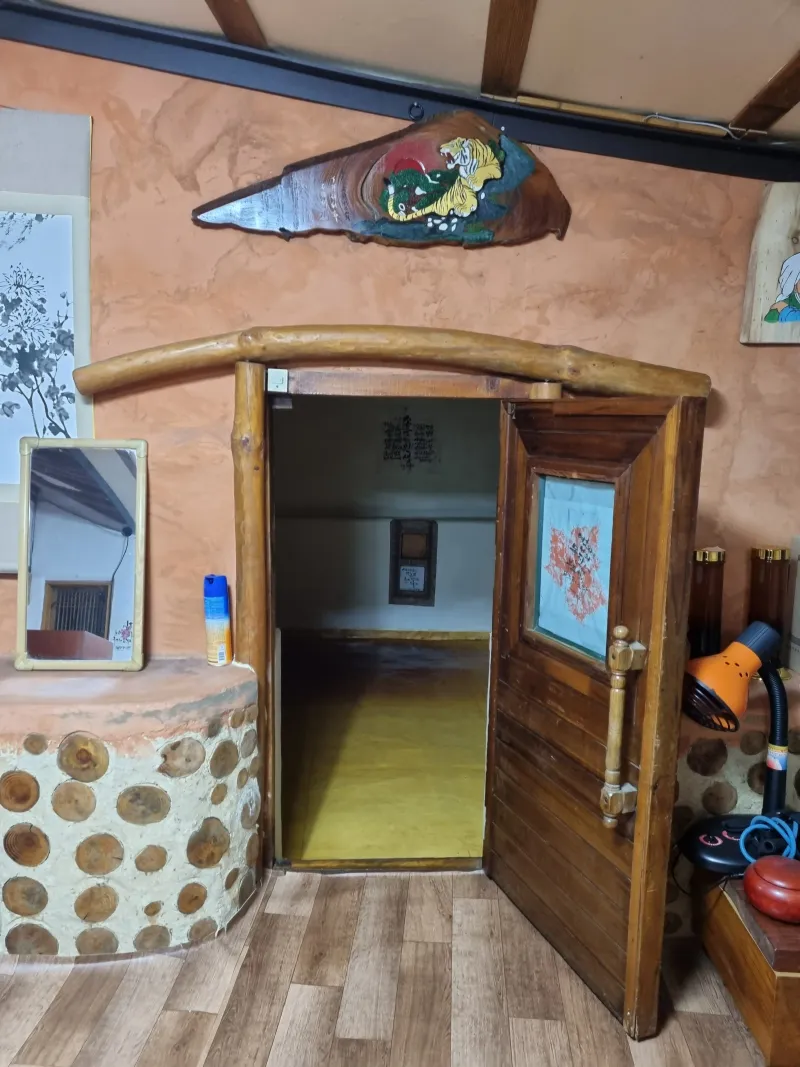 [Pohang] A healing stay on a quiet country road at the foot of Jukjang Mountain 9