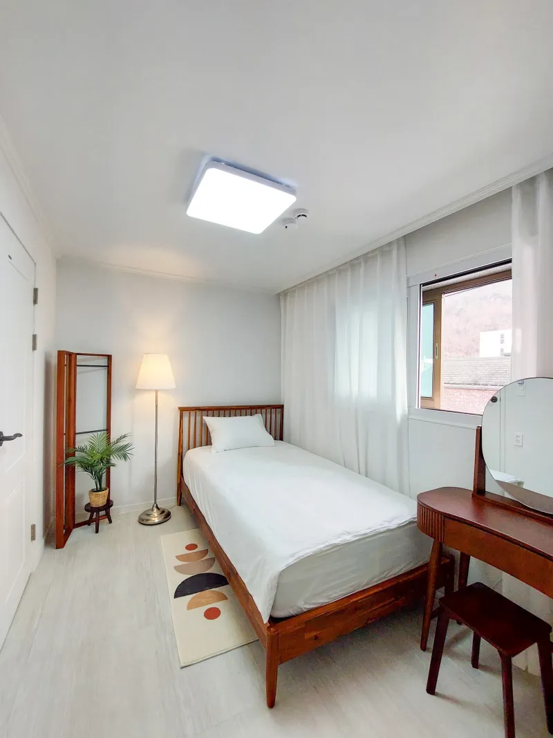 [Yongsan, Seoul] A hip and stylish 3-room apartment in a 5-minute walk from Hangangjin Station. 7