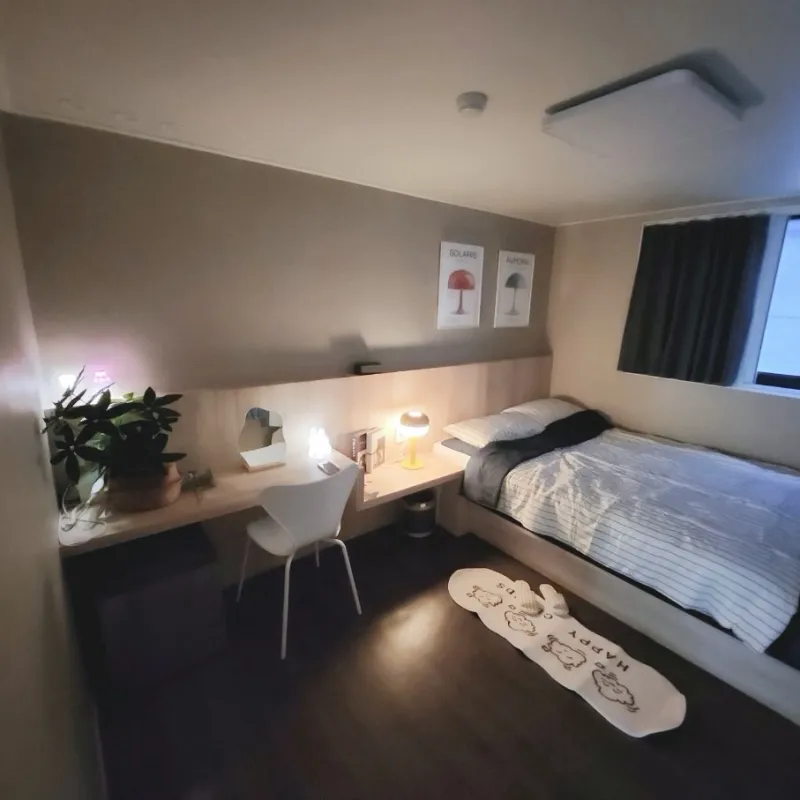 [Suwon][Suwon Paldal] Queen bed room 508, downtown Inje-dong, Suwon City Hall Station 5
