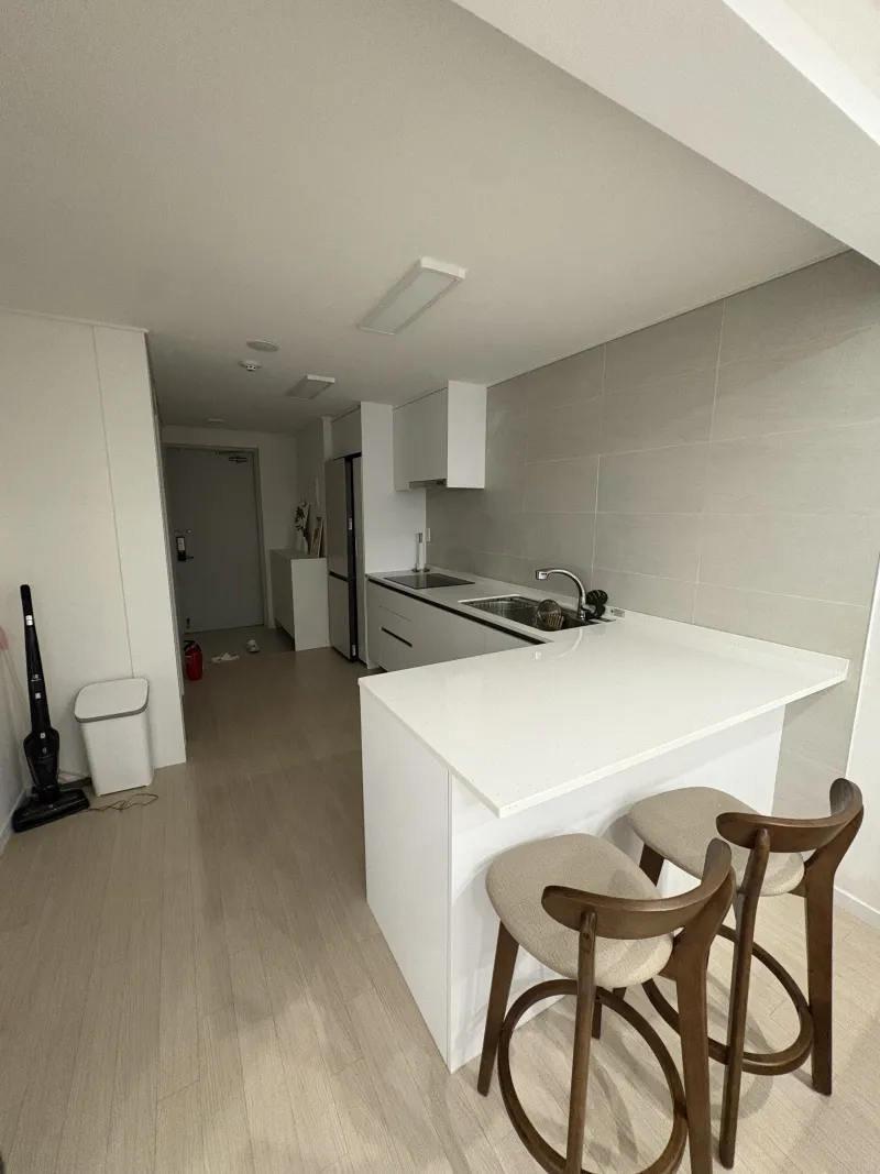 [Mapo, Seoul] Remodeled apartment near Sangam subway station 10