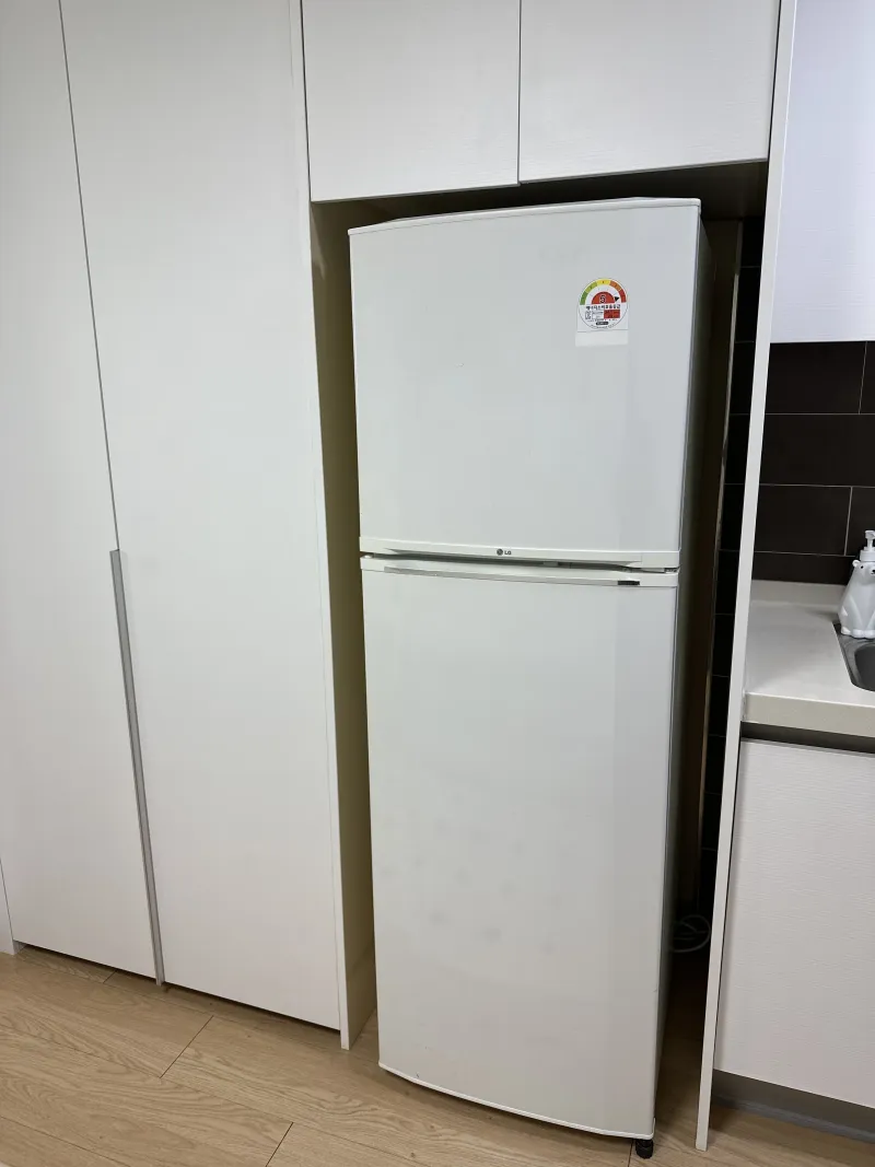 [Seodaemun, Seoul] Fully furnished one-room apartment with free parking near Sangam-dong 23