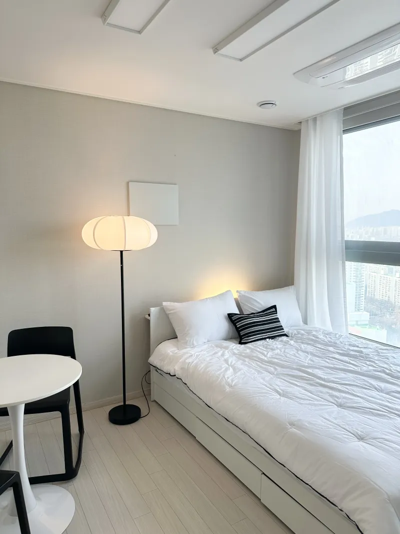 [Bucheon] City view high-rise building, 1 minute from Sinjung-dong Station 4