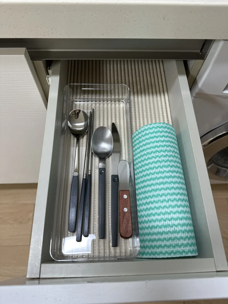[Seodaemun, Seoul] Fully furnished one-room apartment with free parking near Sangam-dong 17