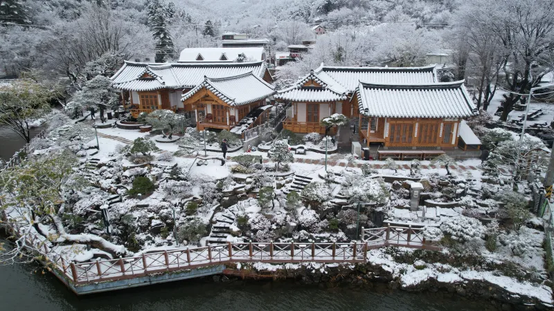 [Gwangju] Premium Hwangjangmok Hanok with Paldang Lake in the Background 32