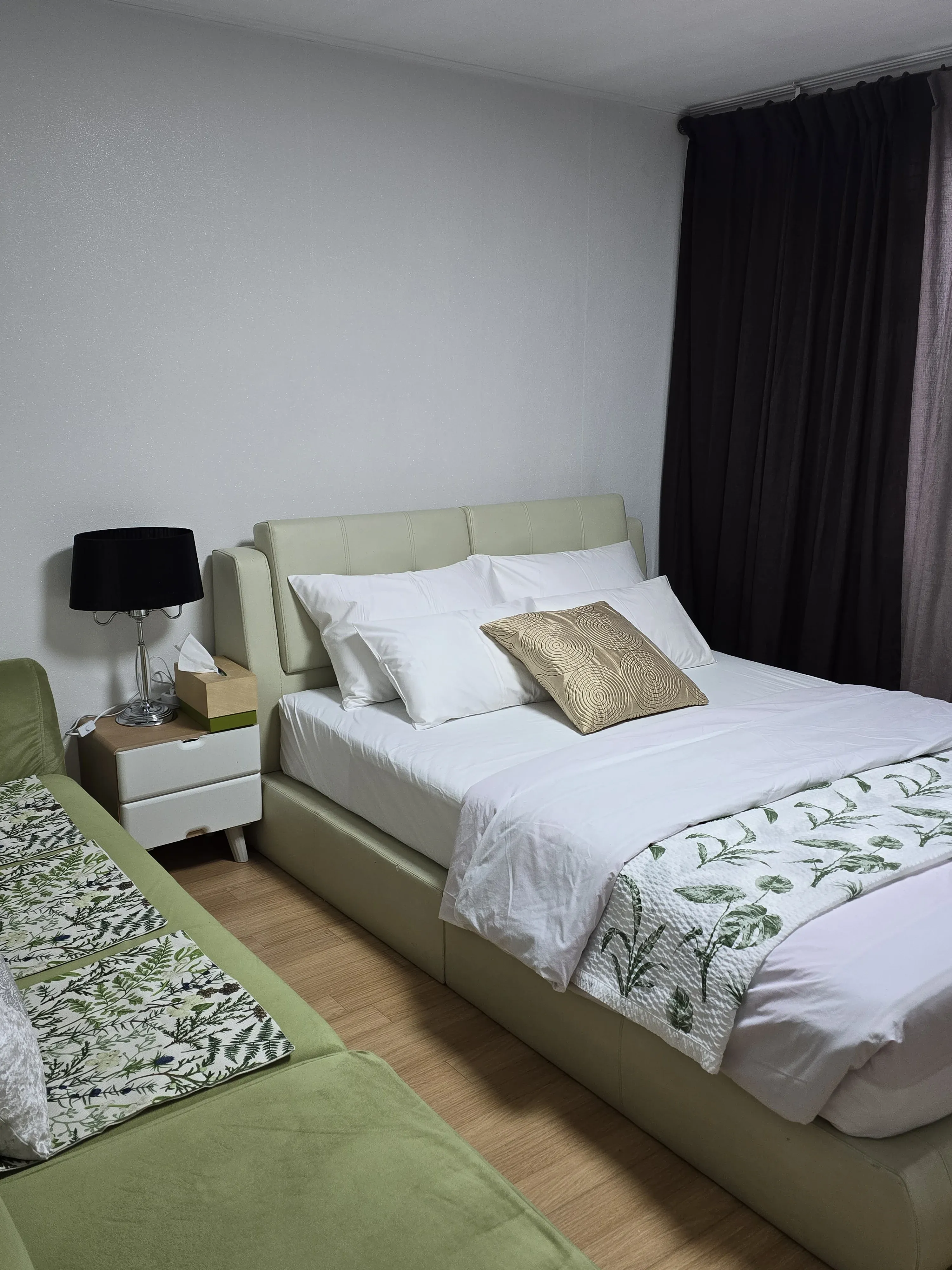 Samjeon-dong Two-Bedroom House