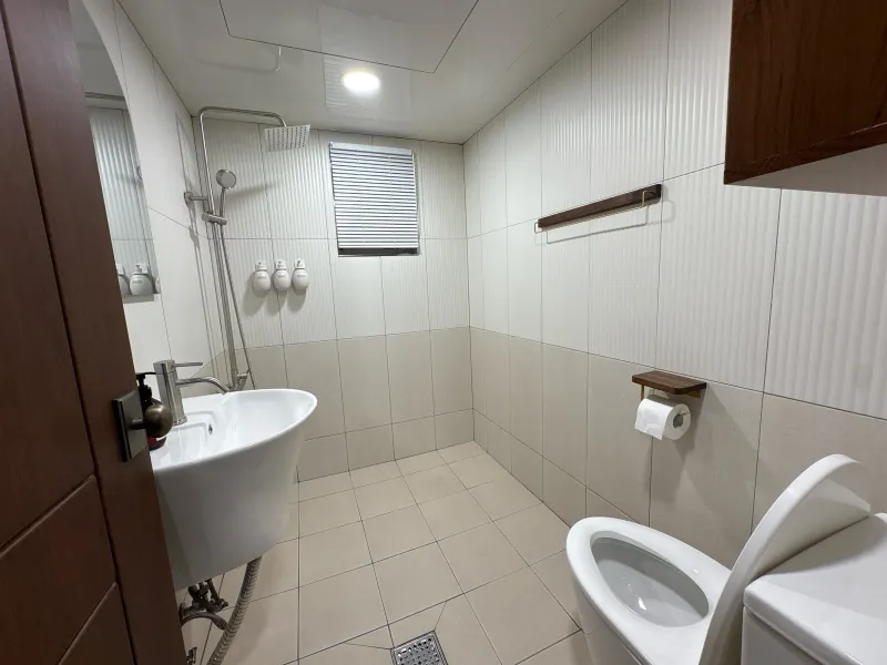 [Gangnam, Seoul] One block of Gangnam-daero, 3 rooms 12